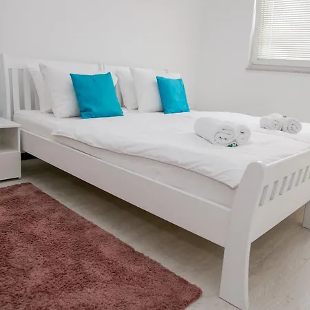 Jtb Group Apartment Bihac